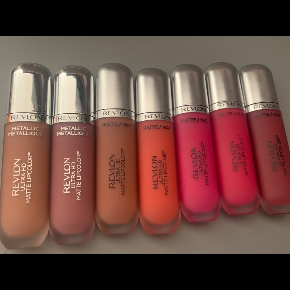 5 Revlon Hd matte lipsticks and 2 metallic shades